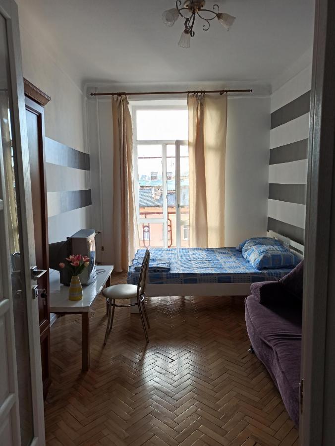 Ferienwohnung Best Location! Rynok Square, Opera. Lemberg Exterior foto